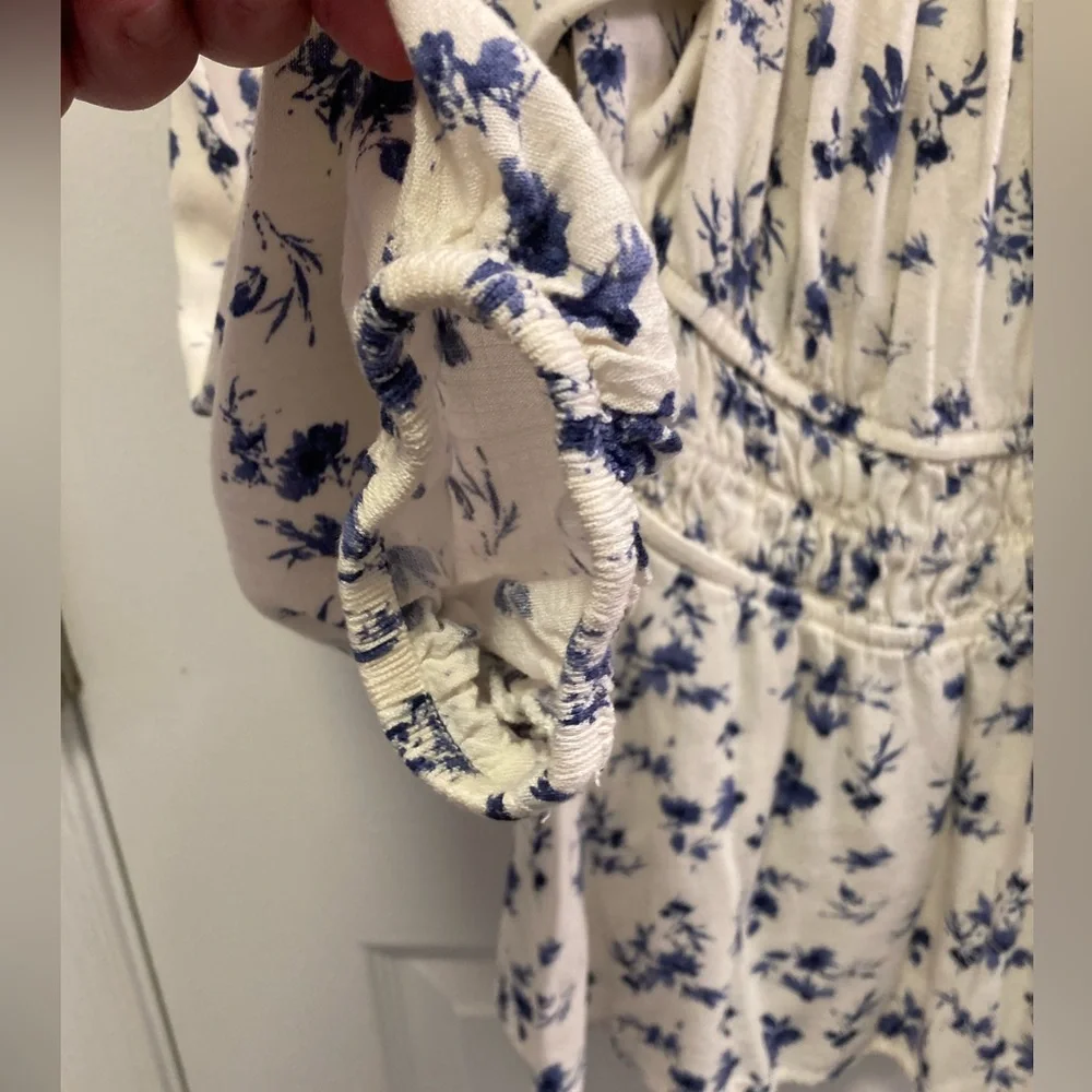 Torrid babydoll off-shoulder top blue / purple floral shirt blouse off shoulder - Picture 3 of 6